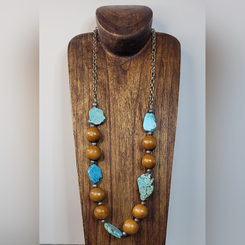 Howlite and Wood Beaded Necklace